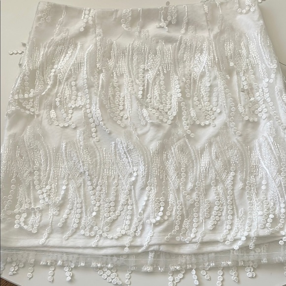 Lulus Dresses & Skirts - Lulus Women’s White Fringe Skirt‎ Large NWT